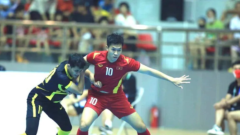 Thịnh Phát lập công lớn với cú hattrick vào lưới Malaysia