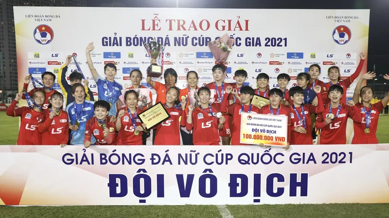 Đội nữ TPHCM I đang là ĐKVĐ Cúp quốc gia 