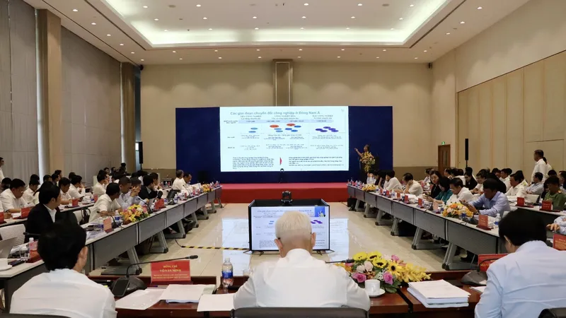 Toàn cảnh Hội nghị ngày 24-11