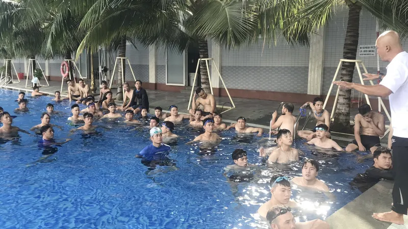 Một buội học thực hành của các học viên lớp tập huấn
