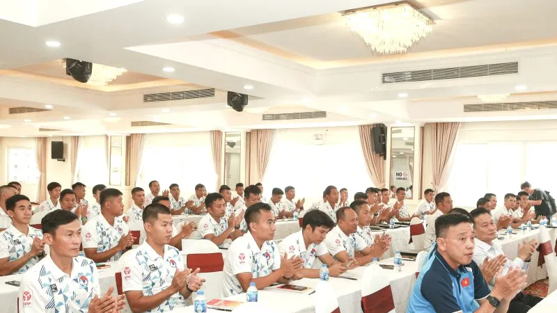 Tham dự lớp tập huấn khu vực phía Nam có 26 trọng tài chính và 32 trợ lý 
