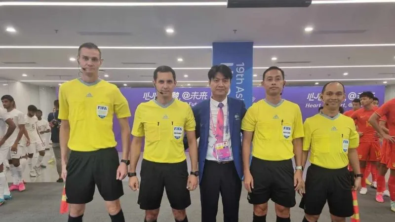 Trọng tài Ngô Duy Lân vừa làm nhiệm vụ ở môn bóng đá nam ASIAD 19 vừa qua