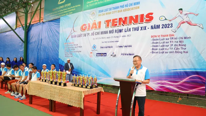 Chủ nhiệm Đoàn Luật sư TPHCM Luật sư Nguyễn Văn Trung phát biểu tại lễ khai mạc