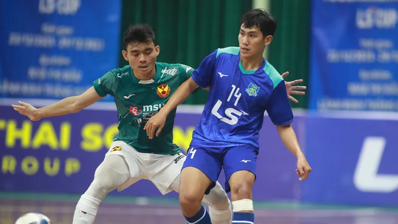 Nhiều cầu thủ trẻ đã được HLV Nguyễn Tuấn Anh tung vào sân để trải nghiệm trận mạc quốc tế