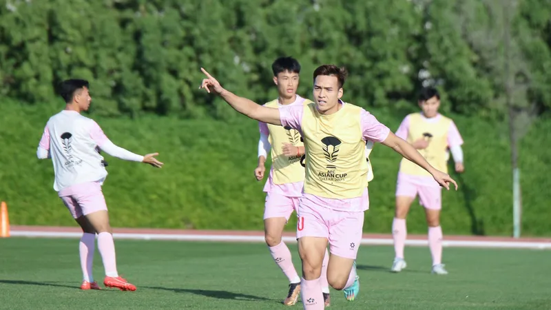 Bùi Hoàng Việt Anh sẽ là thủ lĩnh của hàng phòng ngự đội tuyển Việt Nam tại Asian Cup 2023