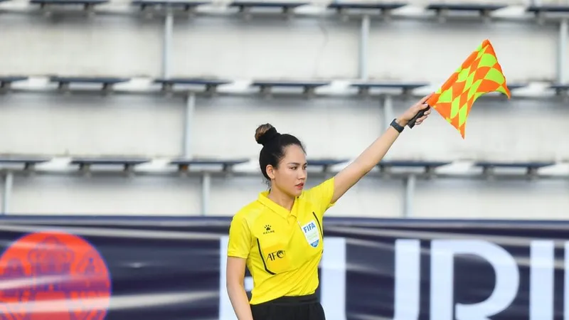 Trợ lý trọng tài Hà Thị Phượng