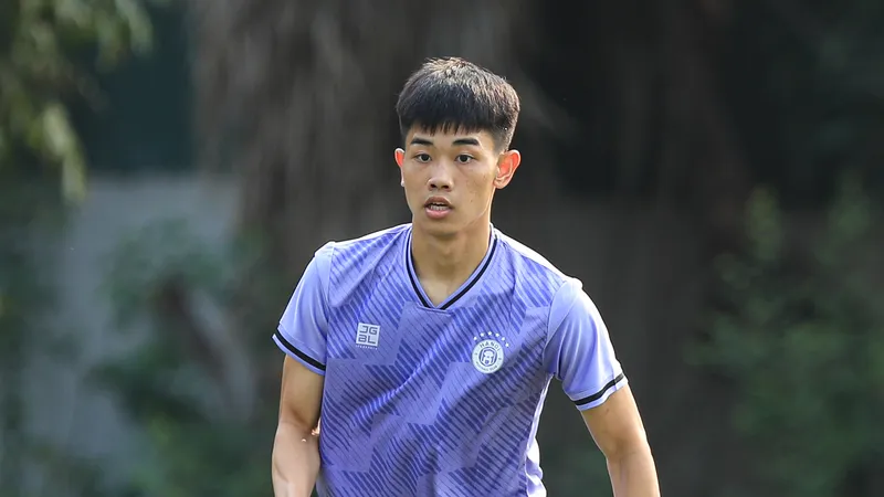 Nguyễn Đình Bắc trong một buổi tập mới đây cùng Hà Nội FC