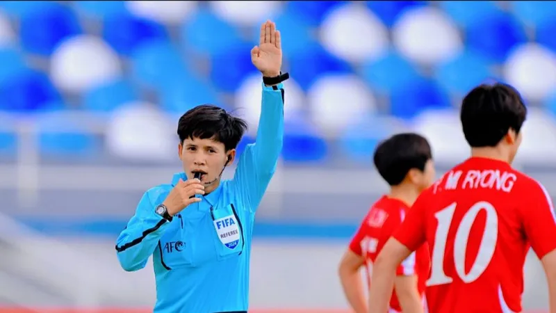 Trọng tài Lê Thị Ly