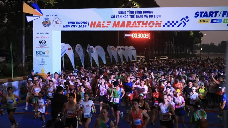 Hơn 3.500 VĐV tham dự Giải Half Marathon Thành phố mới Bình Dương năm 2024