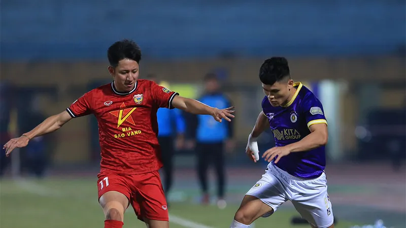 Cả Hà Tĩnh lẫn Hà Nội FC đều đang có những vấn đề về phong độ