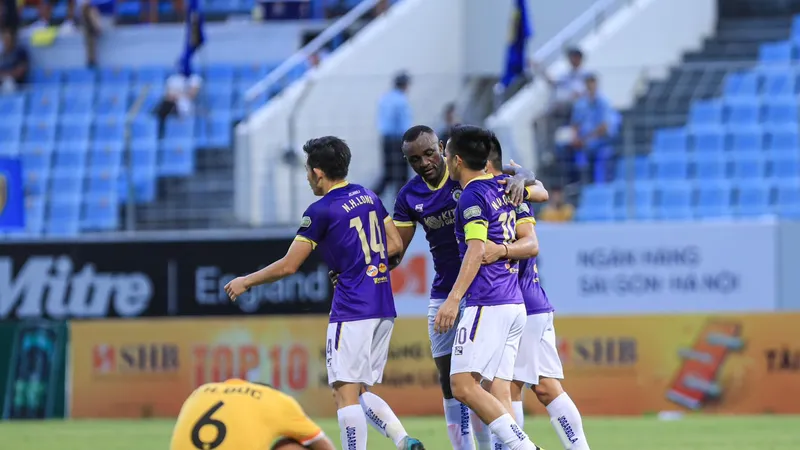 Hà Nội FC vươn lên nhì bảng sau trận thắng thứ 3 liên tiếp