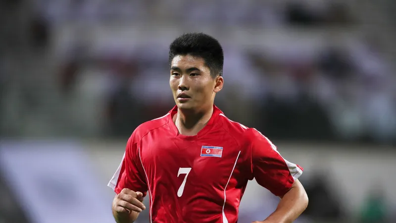 Han Kwang-song cùng các đồng đội thành công đưa CHDCND Triều Tiên vào vòng loại 3