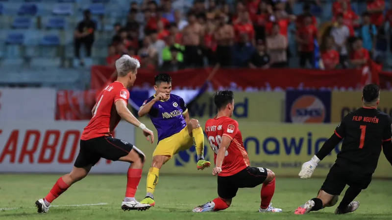 Giành 3 điểm trước CAHN giúp Hà Nội FC tiếp tục tranh chấp trong top 3. Ảnh: MINH HOÀNG