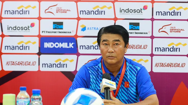 HLV Trần Minh Chiến nhận lỗi về mình sau trận thua U16 Thái Lan