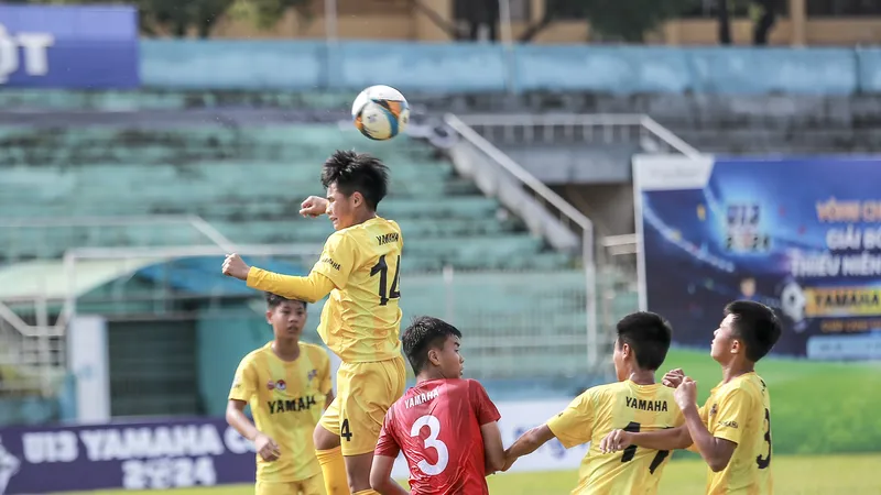 Giải bóng đá thiếu niên (U13) toàn quốc Yamaha Cup 2024 đã xác định được 2 cặp đấu bán kết