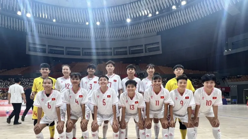 Đội tuyển nữ futsal Việt Nam thắng trận ra quân trước đội chủ nhà