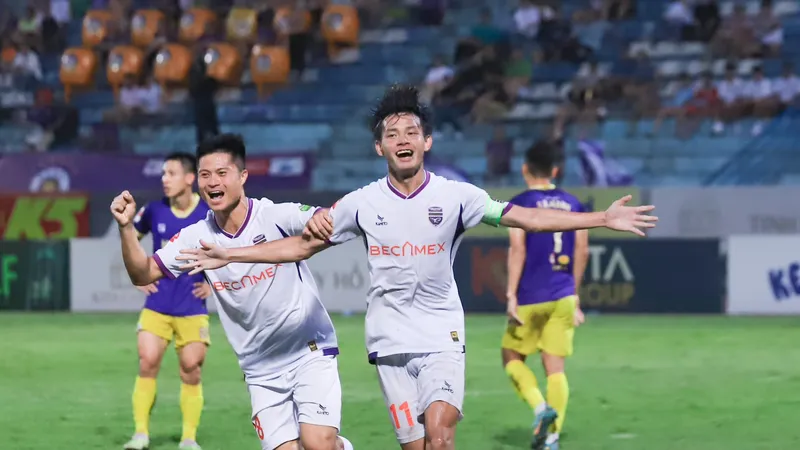 B.Bình Dương bước vào mùa bóng 2024-2025 với sự chuyển biến mạnh mẽ về lực lượng
