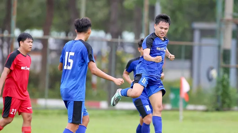 Bamboo FC giành hạng ba khu vực Thành phố mới. Ảnh: Bamboo FC