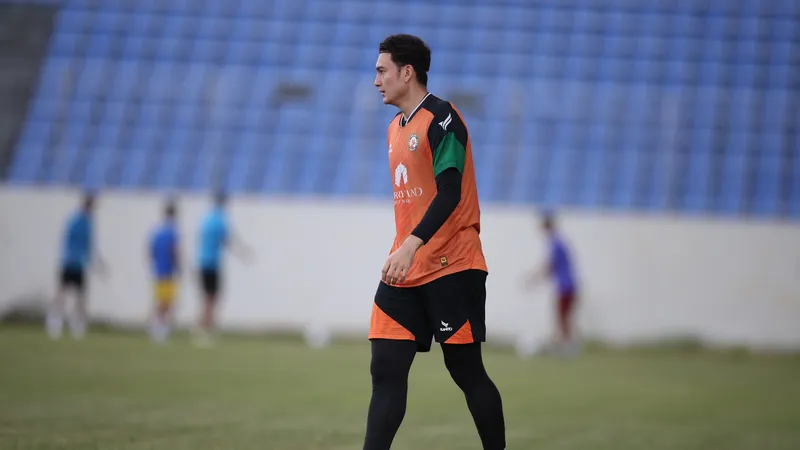 Thủ môn Đặng Văn Lâm có tên trong đội hình Bình Định dự giải giao hữu Thiên Long Tournament 2024. Ảnh: Phi Hải