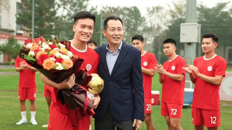 Hoàng Đức xác định thi đấu cùng Viettel ở giai đoạn đầu mùa bóng 2024-2025