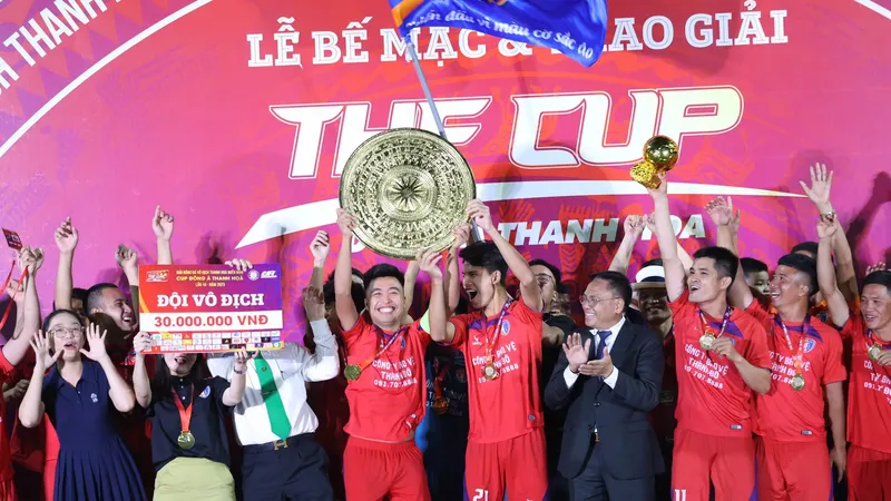 Hậu Lộc FC đang là đương kim vô địch của giải