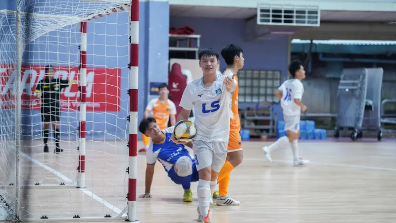 CLB Thái Sơn Nam Q.8 thắng lớn ở ngày ra quân