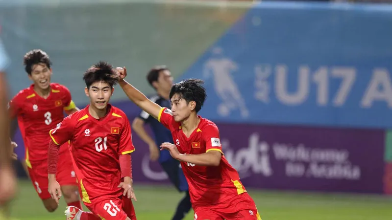 U17 Việt Nam liên tiếp có 2 trận hòa kịch tính trước Australia và Nhật Bản.