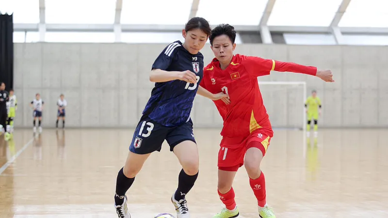 Đội tuyển futsal nữ Việt Nam có trận giao hữu bổ ích trước đội tuyển Nhật Bản.