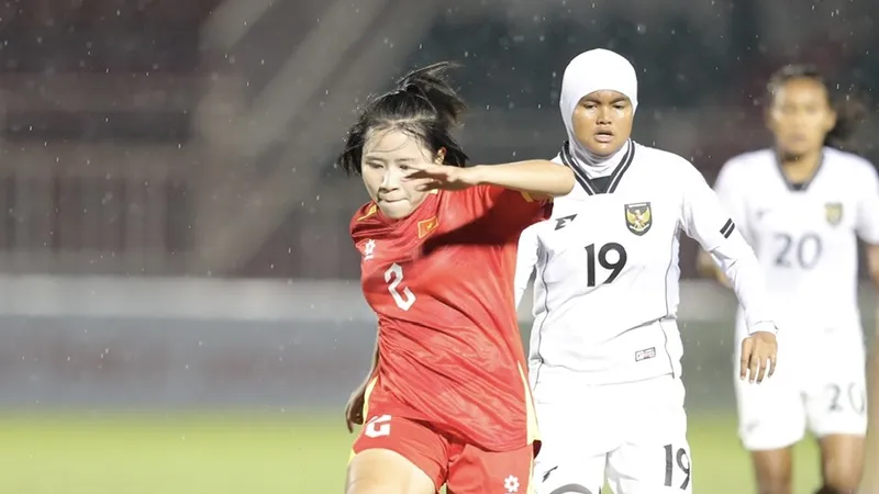Hồng Minh, tác giả bàn mở tỷ số cho đội tuyển U19 nữ Việt Nam. Ảnh: DŨNG PHƯƠNG