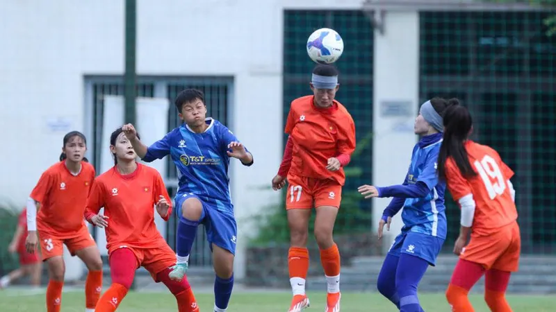 U20 nữ Việt Nam thi đấu giao hữu với CLB U19 nữ Thái Nguyên chiều 9/7 với kết quả thắng 5-2.