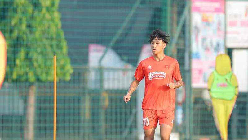 Bùi Alex lỡ hẹn cùng giải U23 Đông Nam Á 2025