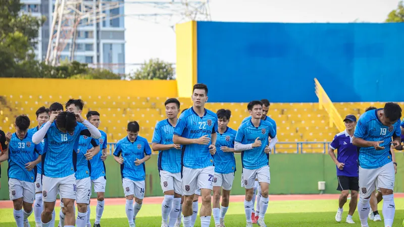 B.Bình Dương sẽ có chuyến tập huấn 10 ngày tại Đà Nẵng.