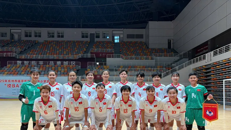 Đội tuyển futsal nữ Việt Nam đã chốt xong 14 niềm hy vọng tranh HCV SEA Games 33.
