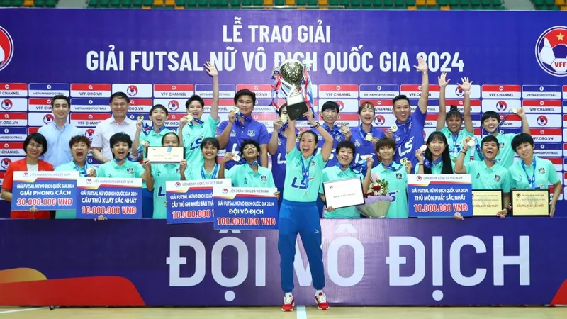 Thái Sơn Nam TPHCM đang là đương kim vô địch của giải.