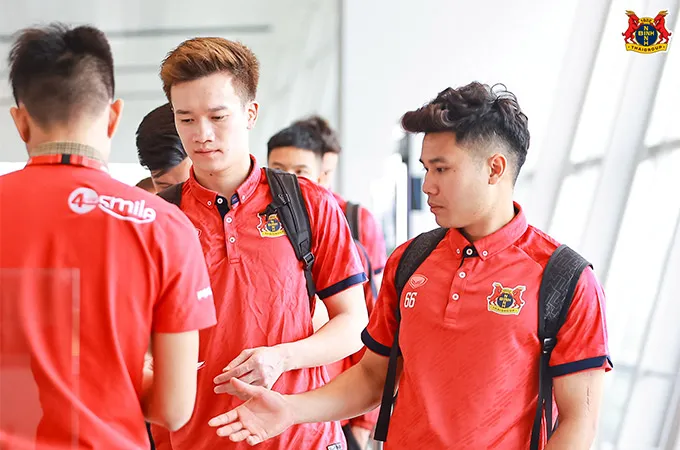 Hoàng Đức và các đồng đội sẽ có 2 trận giao hữu trong chuyến tập huấn tại Singapore.