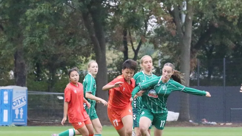 Đội U17 nữ Việt Nam trong chuyến tập huấn tại Đức hồi cuối năm ngoái.