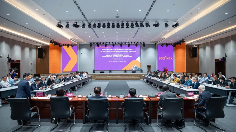 Toàn cảnh buổi làm việc giữa đoàn công tác cấp cao Cộng hoà Dân chủ Nhân dân Lào và Tập đoàn Becamex.