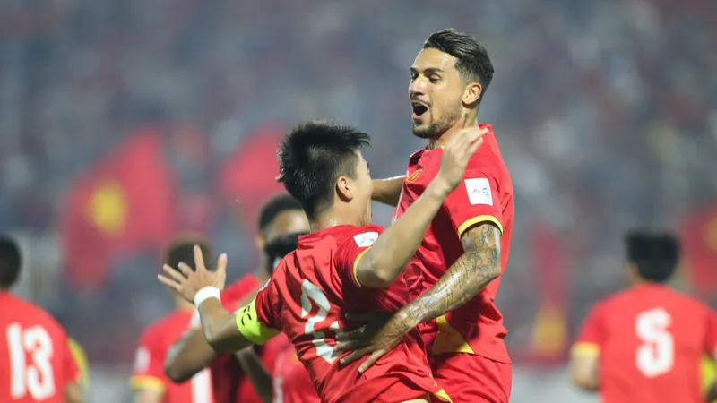 Đội tuyển Việt Nam thăng tiến mạnh mẽ trên BXH FIFA. Ảnh: S.N