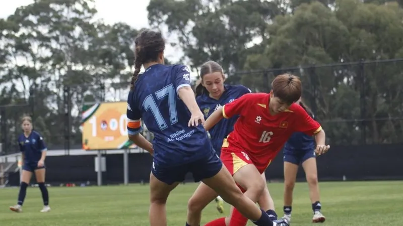 U15 nữ Việt Nam đã có chuyến thi đấu bổ ích tại giải để nâng cao kinh nghiệm trận mạc quốc tế. Ảnh: VFF