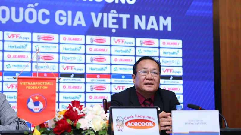 Tân HLV trưởng đội tuyển nữ Việt Nam, ông Hoàng Văn Phúc.