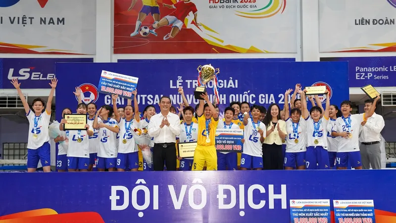 CLB futsal nữ Thái Sơn Nam đang có 4 lần liên tiếp VĐQG và là nòng cốt của đội tuyển futsal nữ Việt Nam.