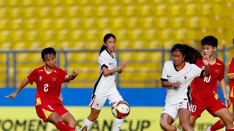 U17 nữ Việt Nam trong trận thắng quyết định trước U17 Hong Kong (TQ) để giành vé vào VCK châu Á 2026. Ảnh: ĐOÀN NHẬT