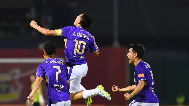 Hà Nội FC sẽ vắng nhiều trụ cột ở trận tiếp đón Đà Nẵng sắp tới vì chấn thương và thẻ phạt.