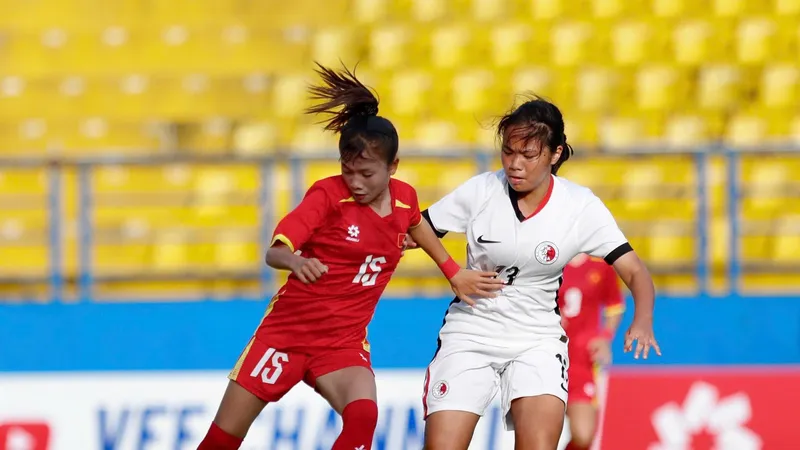 U17 nữ Việt Nam sẵn sàng cho trận ra quân gặp U17 nữ Thái Lan. Ảnh: ĐOÀN NHẬT