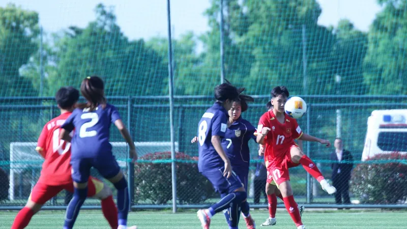 U17 nữ Việt Nam giành 1 điểm ở trận ra quân gặp "kỳ phùng địch thủ" U17 nữ Thái Lan.