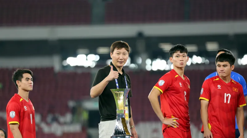 HLV Kim Sang-sik cùng đội tuyển U23, đội tuyển Việt Nam đạt nhiều thành tích trong thời gian qua. 