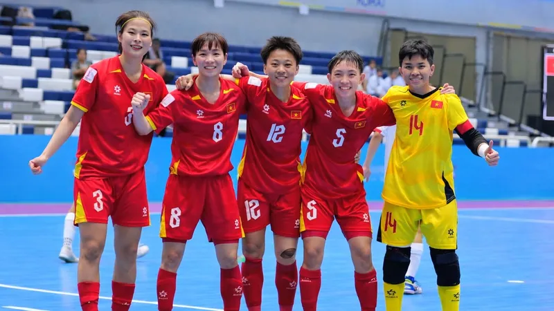 Đội tuyển futsal nữ Việt Nam tiếp tục áp sát top 10 trên BXH FIFA. Ảnh: VFF