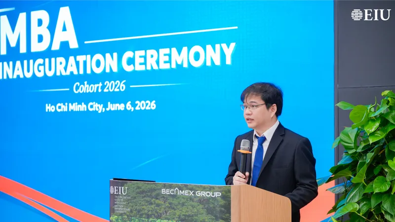 TS Ngô Minh Đức – Hiệu trưởng Trường Đại học Quốc tế Miền Đông phát biểu tại buổi lễ.