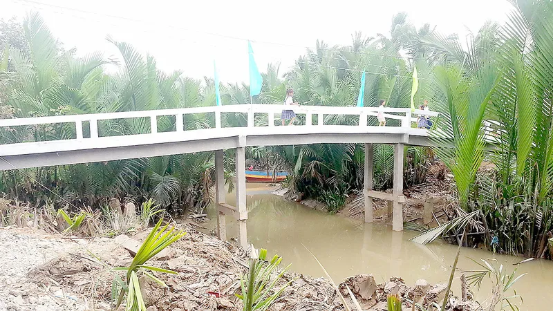 Nhịp cầu nối những bờ vui