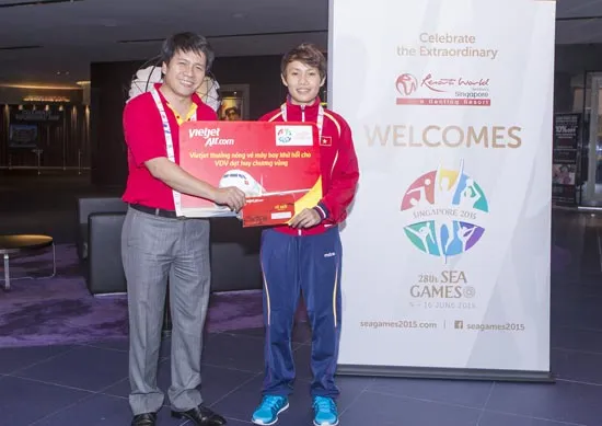 Trao thưởng các vận động viên đoạt HCV tại SEA Games 28
